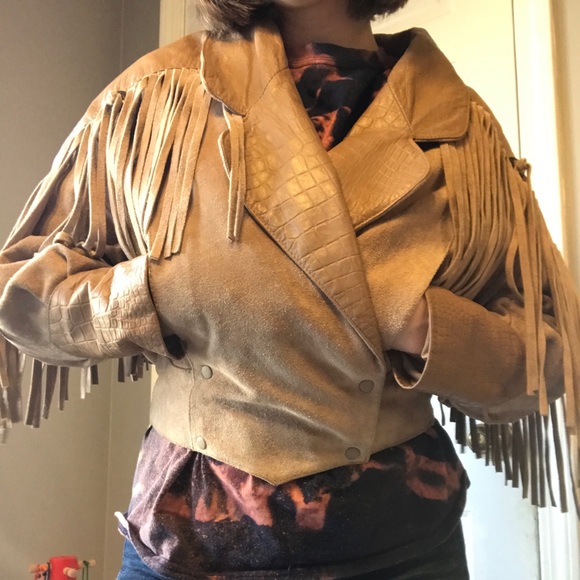 G-III VINTAGE tan leather fringe jacket - Picture 2 of 14